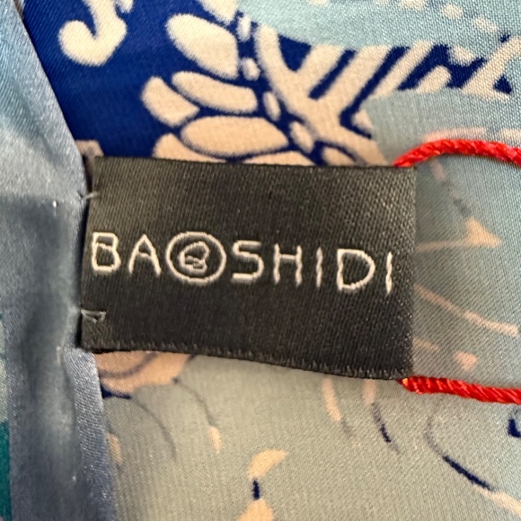 Baoshidi 100% Silk Scarf – Teal & Lavender – Asian Motif – New with Tags - Picture 8 of 11